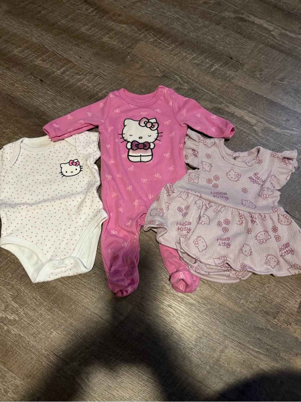 Sanrio Hello Kitty NB + 0-3 Months